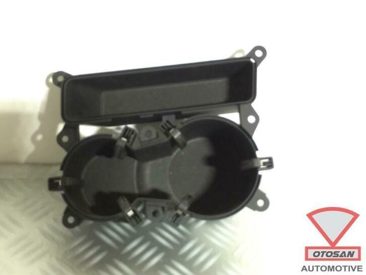 porte gobelet audi a4 8k 8k0862533b, Autos : Pièces & Accessoires, Batteries & Accessoires, Audi, Utilisé