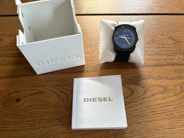 Horloge Diesel DZ-1407 (Blauw / Zwart) Perfecte Staat beschikbaar voor biedingen