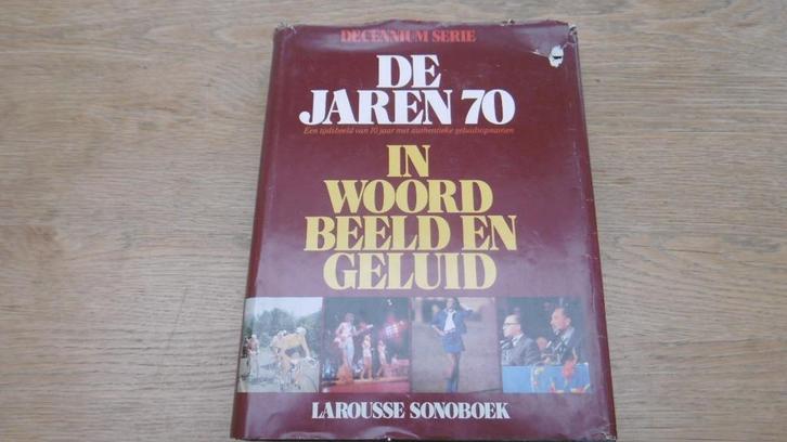 Larousse encyclopedie , decennium serie ,de jaren '70, Boeken, Encyclopedieën, Gelezen, Ophalen of Verzenden