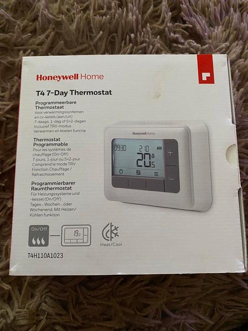 Honeywell T4 thermostaat, Bricolage & Construction, Thermostats, Comme neuf, Enlèvement ou Envoi