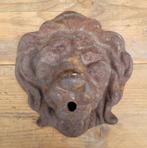 Brocante gietijzeren waterspuwer fontein van een leeuw, Tuin en Terras, Ophalen of Verzenden, Zo goed als nieuw, Gietijzer, Fontein