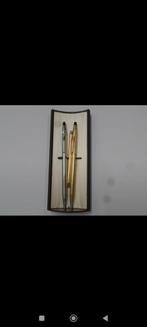 Set van 2 balpennen en 1 pennenhouder Cross, Verzamelen, Pennenverzamelingen, Ophalen of Verzenden, Zo goed als nieuw, Cross