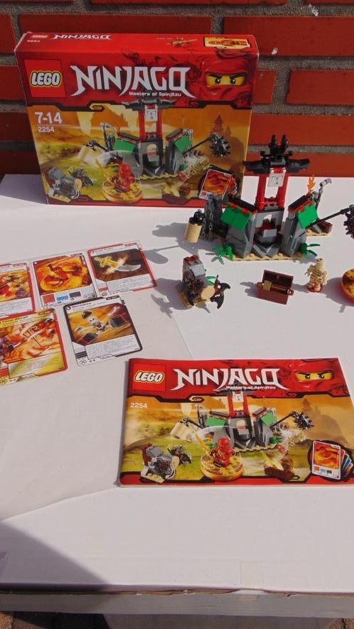 LEGO 2254 Ninjago Mountain Temple, sanctuaire de montagne, c, Enfants & Bébés, Jouets | Duplo & Lego, Comme neuf, Lego, Ensemble complet