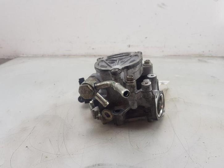 VACUUMPOMP BENZINE Mazda CX-5 (KF) (|PE2718600|), Auto-onderdelen, Motor en Toebehoren, Mazda, Gebruikt