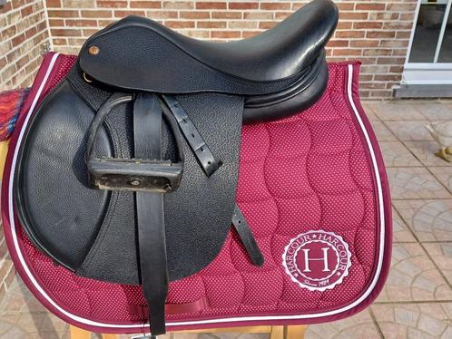 A vendre selle neuve ID saddle, Dieren en Toebehoren, Paarden en Pony's | Zadels, Nieuw, Springen, Ophalen
