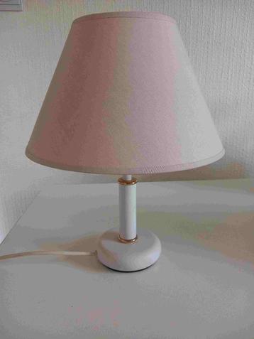 Lampje 33 cm hoog beschikbaar voor biedingen
