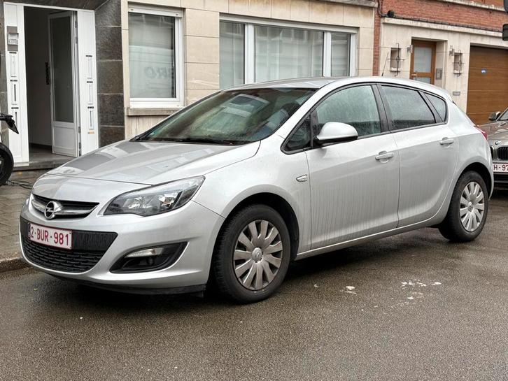 Opel Astra - 53.000kms - Heel veel opties!, Autos, Opel, Particulier, Astra, ABS, Phares directionnels, Airbags, Air conditionné