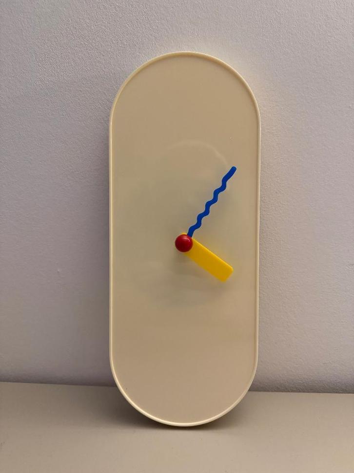 WaveTime Capsule Clock – Stijlvolle Capsule-Wandklok, Handtassen en Accessoires, Overige Accessoires, Nieuw, Verzenden