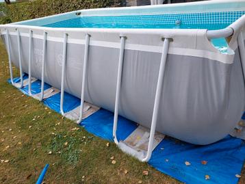 Intex + filter + Hotsplash  beschikbaar voor biedingen