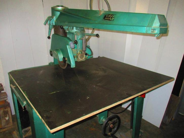 scie radial et panneauteuse, Doe-het-zelf en Bouw, Gereedschap | Zaagmachines, Zo goed als nieuw, Cirkelzaag, 1200 watt of meer