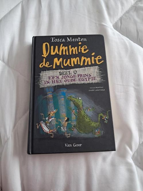 Tosca Menten - Een jonge prins in het oude Egypte, Boeken, Kinderboeken | Jeugd | 10 tot 12 jaar, Zo goed als nieuw, Ophalen of Verzenden