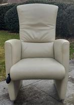 Jori Vinci met hoge rug en poef, Huis en Inrichting, Zetels | Zetels, Ophalen, Gebruikt, Eenpersoons, Rechte bank