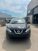 Nissan Qashqai 2016, Voorwielaandrijving, Stof, 4 cilinders, Bedrijf