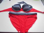 Rode bikini net als nieuw te koop.M 42, Kleding | Dames, Badmode en Zwemkleding, Ophalen, Zo goed als nieuw, Rood, Bikini