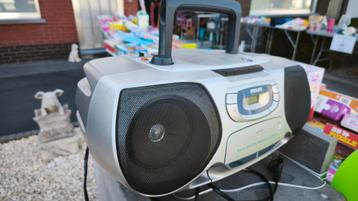 Philips radio beschikbaar voor biedingen