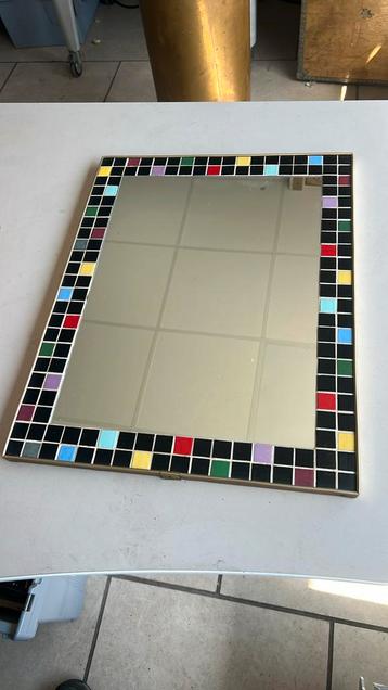 Miroir vintage des années 70, Enlèvement