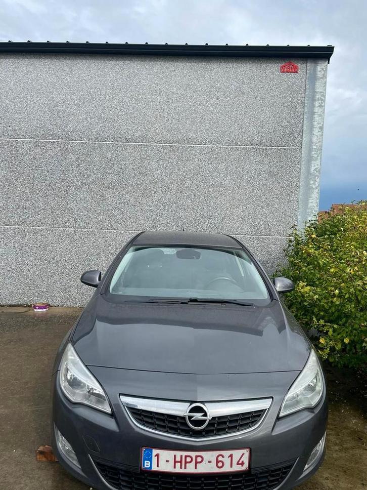 Opel Astra Hatchback (Verstopte Roetfilter), Auto's, Opel, Particulier, Astra, ABS, Airbags, Airconditioning, Boordcomputer, Centrale vergrendeling