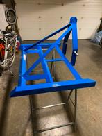 Gelijkmaker mini tractor en werktuigen, Ophalen