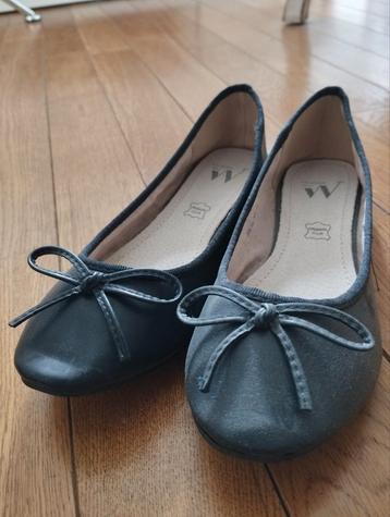 Ballerines plates bleu Navy marine 36 confortables  beschikbaar voor biedingen