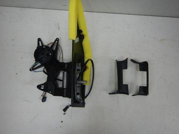 Mercedes-Benz Sprinter W906 Buitenspiegel Frame A0008105819 beschikbaar voor biedingen