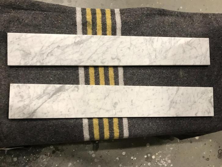 Deurdorpels in marmer - Carrara marmer - entreport, Huis en Inrichting, Overige Huis en Inrichting, Nieuw, Ophalen