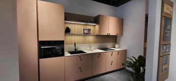 Keuken Expomodel beschikbaar voor biedingen