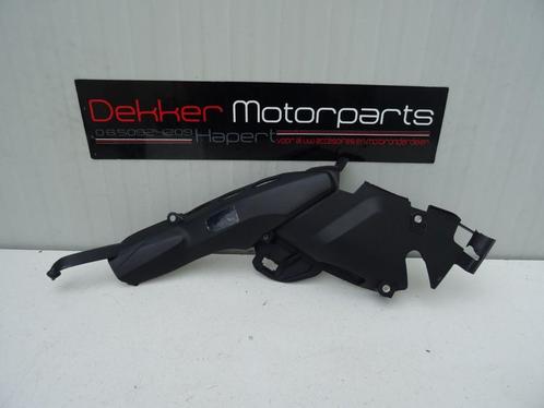 Uitlaat afwerkkap / Catalisator Yamaha YZF R1 2007-2008 RN19, Motoren, Onderdelen | Yamaha, Gebruikt, Ophalen of Verzenden
