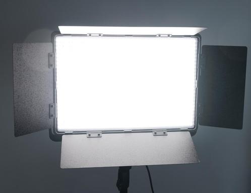 Ledgo LG-1200SC led panel voor studio / op locatie, TV, Hi-fi & Vidéo, Photo | Studio photo & Accessoires, Neuf, Lampe ou Kit de flash