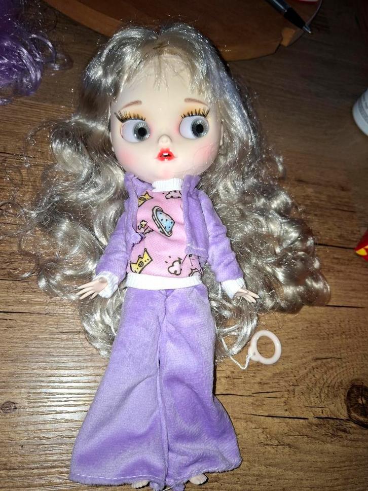 Blythe pop, Verzamelen, Poppen, Zo goed als nieuw, Pop, Ophalen of Verzenden