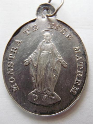 M53 * Antiek Scapulier Medaillon * Monstra te esse matrem beschikbaar voor biedingen