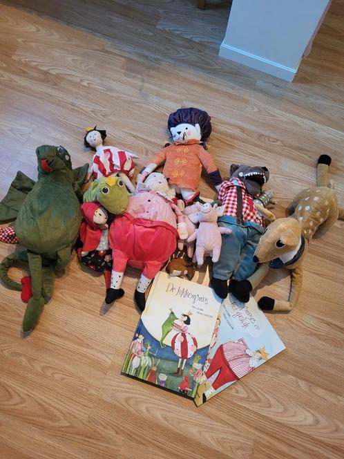 Pakket sprookjesboeken en knuffels Ikea, Kinderen en Baby's, Speelgoed | Knuffels en Pluche, Zo goed als nieuw, Kikker, Ophalen