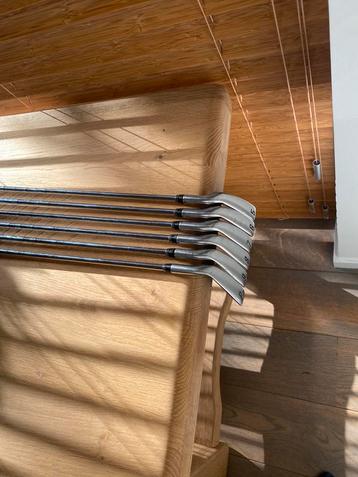 Golfclubs ijzers Cobra 5-pw beschikbaar voor biedingen