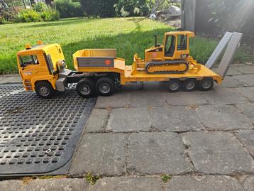 Bruder voertuigen beschikbaar voor biedingen