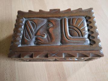 houtsnijwerk beschikbaar voor biedingen