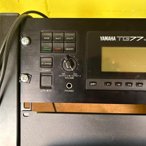 YAMAHA TG77 + Novation Zéro SL MkII, Musique & Instruments, Synthétiseurs, Utilisé, Yamaha, Enlèvement