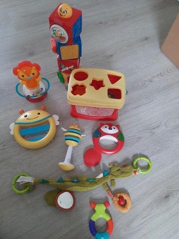 babyspeelgoed beschikbaar voor biedingen