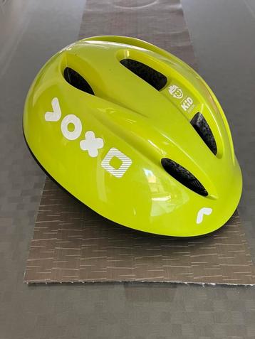 Helm voor kinderen disponible aux enchères