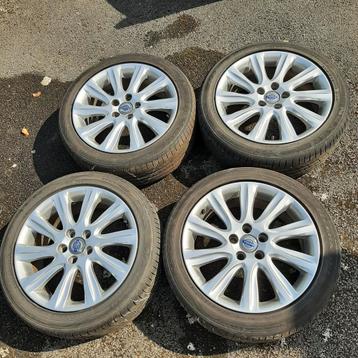 Jantes aluminium Volvo 17" 205/50 ZR17 beschikbaar voor biedingen
