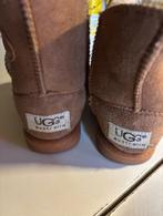 Ugg maat 23, Enfants & Bébés, Vêtements de bébé | Chaussures & Chaussettes, Ugg, Enlèvement, Fille, Bottines