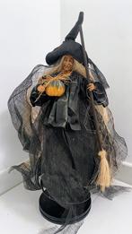 Halloween Decoratie heksen 50cm €20/stuk, Huis en Inrichting, Ophalen of Verzenden, Zo goed als nieuw