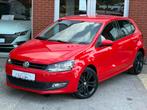 VOLKSWAGEN POLO 1.2I 69PK |NAVI | AIRCO | PARKEERSENSOREN |, Auto's, Voorwielaandrijving, Euro 5, Stof, Zwart