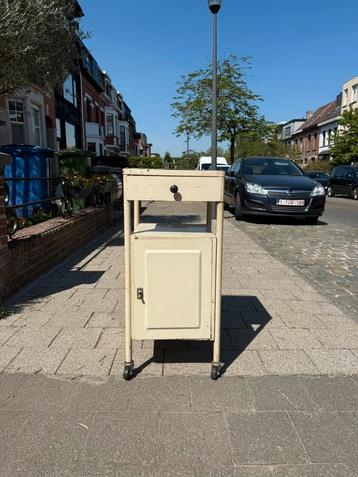 Oud medisch kastje, Antiek en Kunst, Ophalen