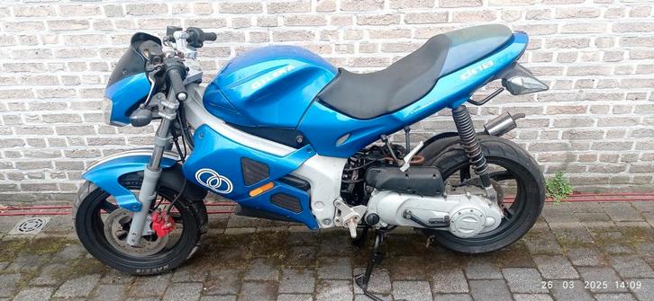 Gilera DNA 50 klasse B, Fietsen en Brommers, Brommers | Overige merken, Gebruikt, Klasse B (45 km/u), Ophalen