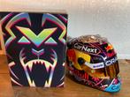 Max Verstappen 1:2 helm 2022 Miami Fanshop Red Bull RB18, Verzamelen, Ophalen of Verzenden, Nieuw, Formule 1