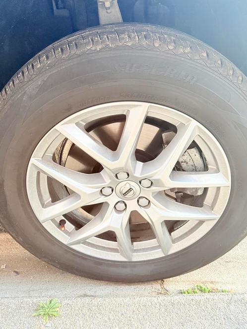 Velgen + banden volvo xc60 R18, Auto-onderdelen, Banden en Velgen, Banden en Velgen, Zomerbanden, 18 inch, 235 mm, Personenwagen