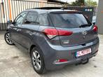 HYUNDAI i20 1.4CRDI 158 000KM 2015 EURO 6B FULL OPTIONS, Auto's, Hyundai, Voorwielaandrijving, Leder, Bedrijf, 5 deurs