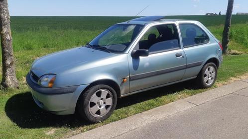 Ford Fiësta 1.3 bezine , open dak , 201.000 km, Auto's, Ford, Particulier, Fiësta, Centrale vergrendeling, Elektrische buitenspiegels