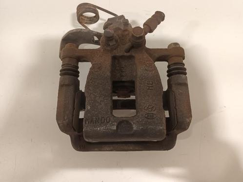 REMKLAUW LINKS ACHTER Hyundai i10 (B5) (01-2013/06-2020), Auto-onderdelen, Remmen en Aandrijving, Hyundai, Gebruikt