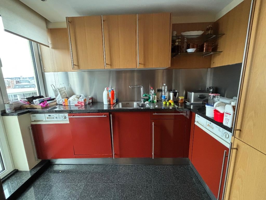 CUISINE  A VENDRE   CREE PAR VALENTINI, Maison & Meubles, Cuisine | Cuisines complètes, Utilisé, Cuisine d'angle, Autres couleurs