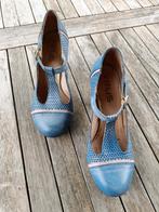 Dames schoen met gesloten hiel, Kleding | Dames, Schoenen, Gedragen, Blauw, Ophalen of Verzenden